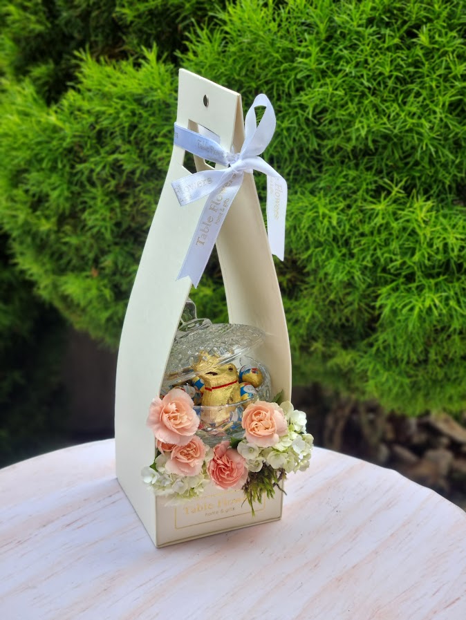 Mini flowerbox com potiche e ovinhos lindt - Imagem 4
