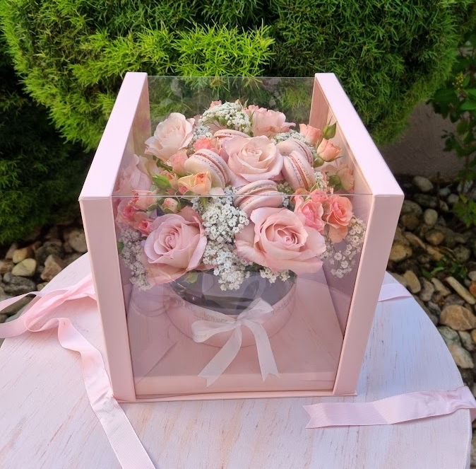 Flowerbox Helena Rosas e Macarons - Imagem 3