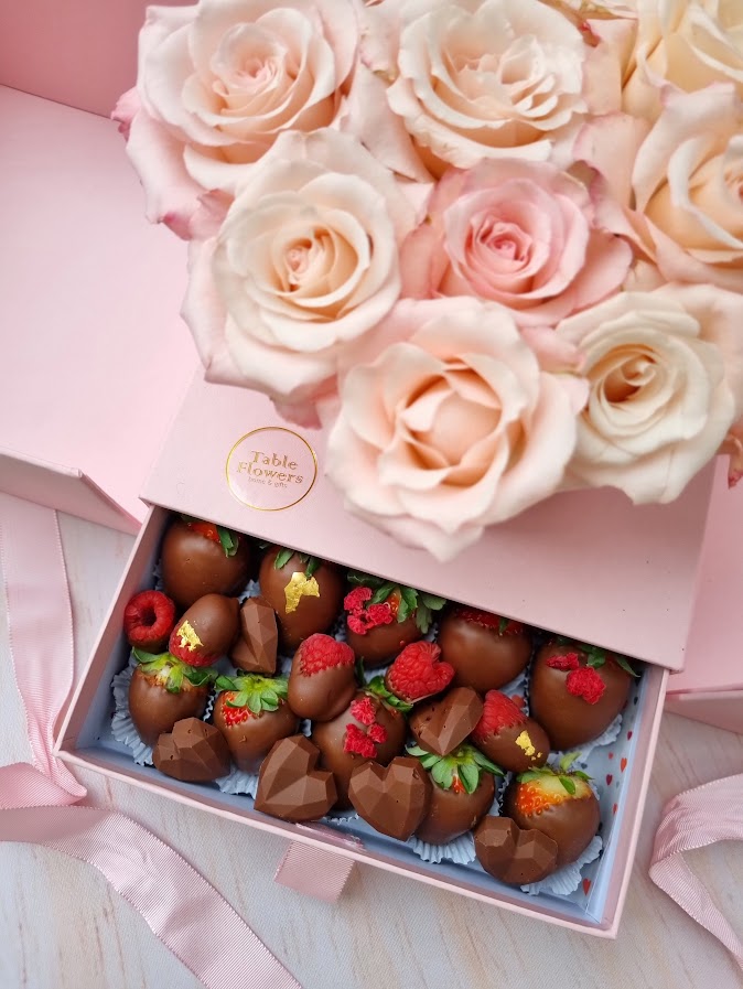 Flowerbox Surpresa Strawberries cor rosa - Imagem 3