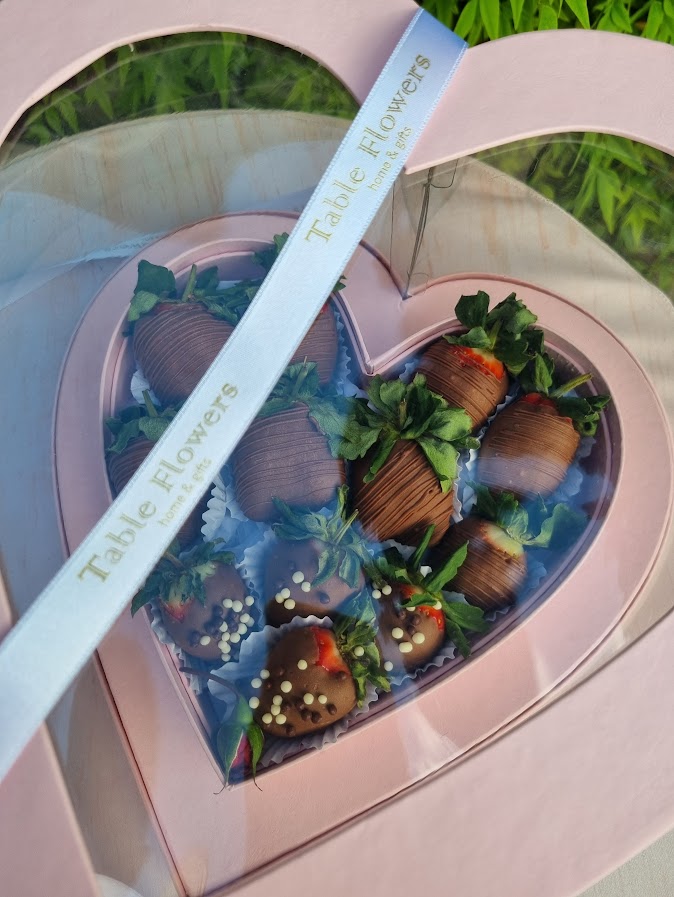 Heart Box Morangos cobertos com Chocolate - Imagem 3