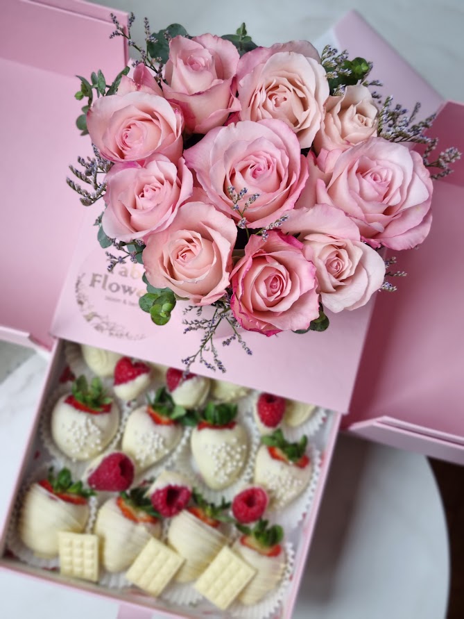 Flowerbox Supresa coração rosas e chocoberry - Imagem 2
