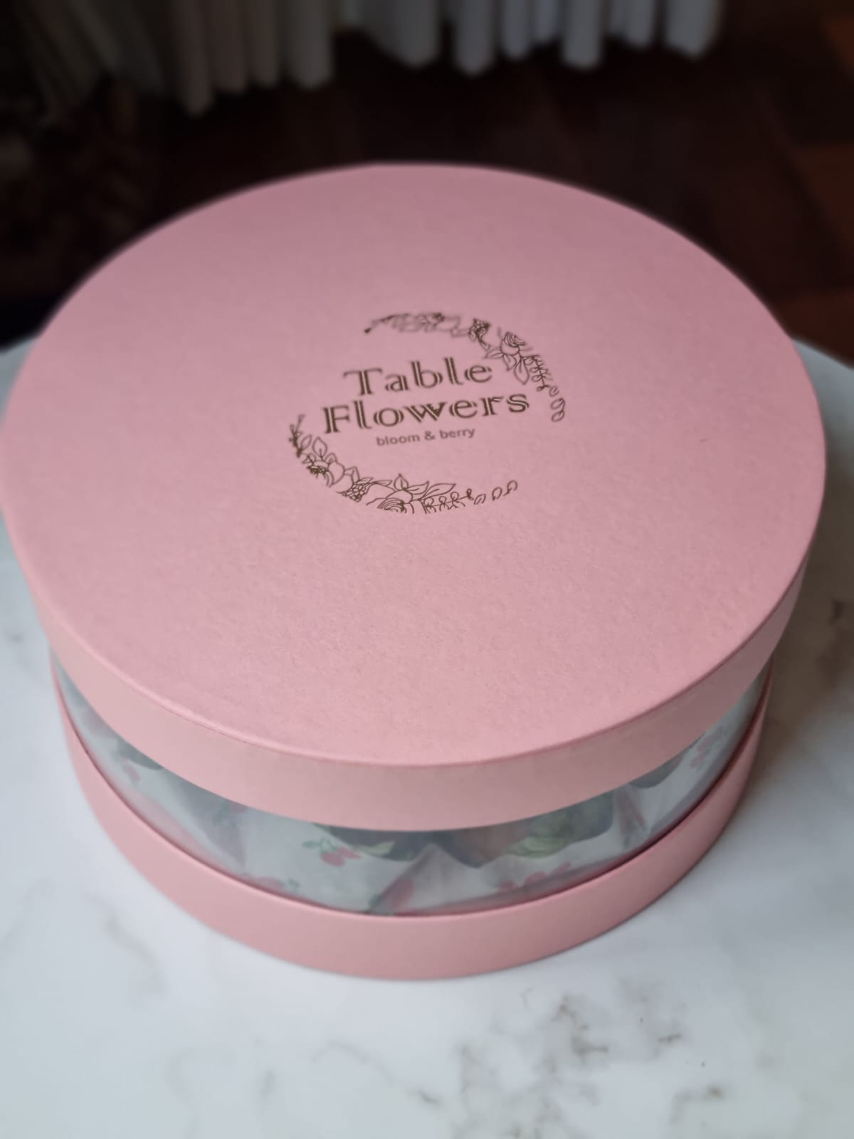 Berry box vitrine com morangos, framboesas e mirtilos - Imagem 3