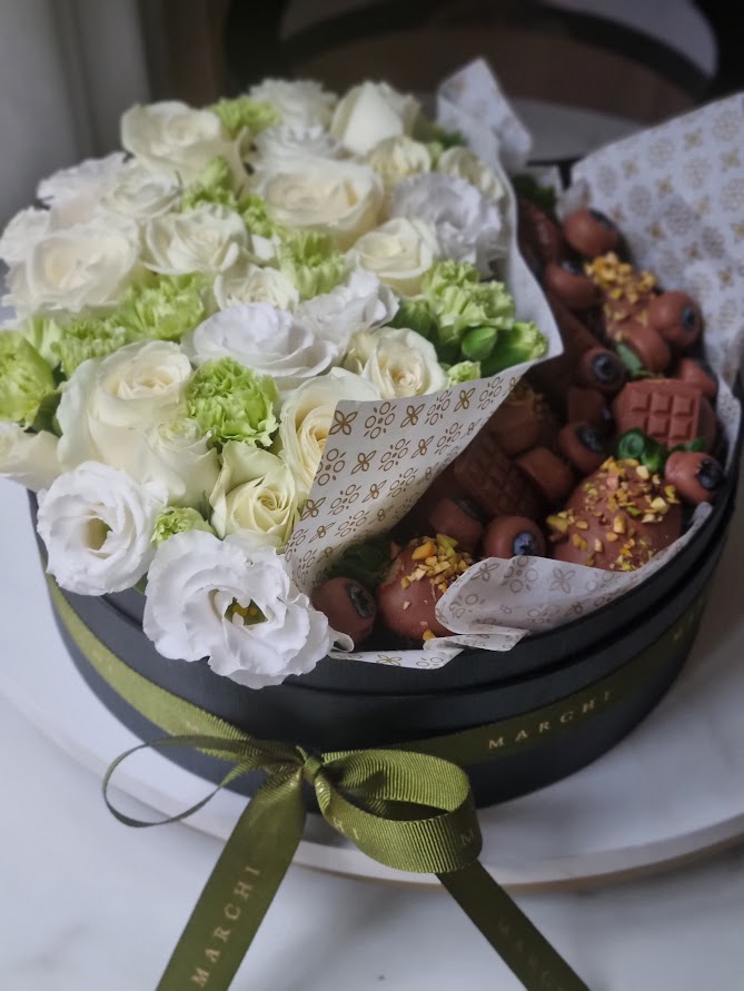 La Belle Black Flores e Chocoberry