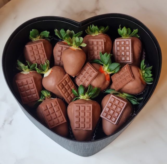 Heart box Strawberries - Imagem 2