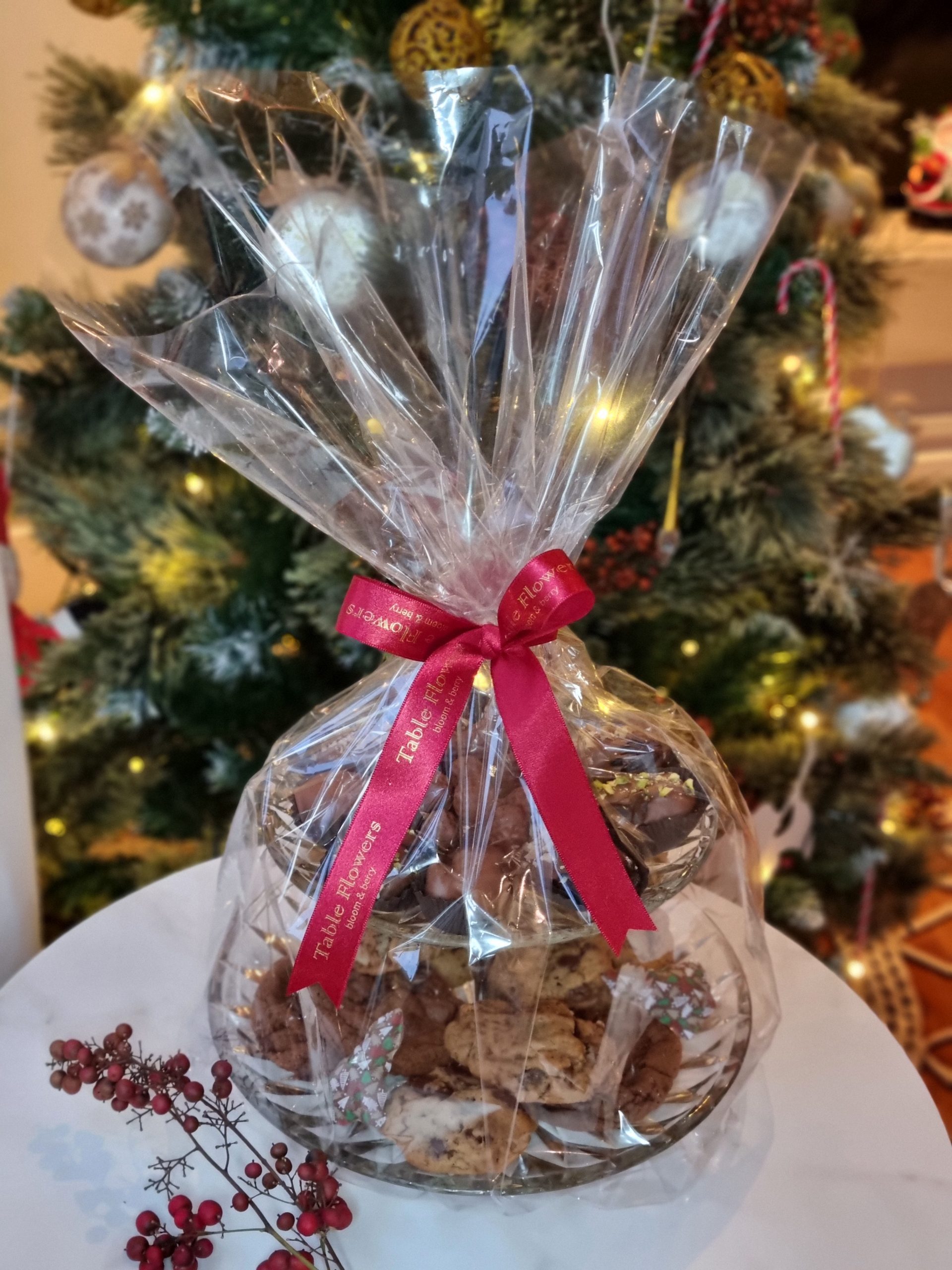 Prato 2 andares cristal com chocoberries, damascos e tâmaras - Imagem 4
