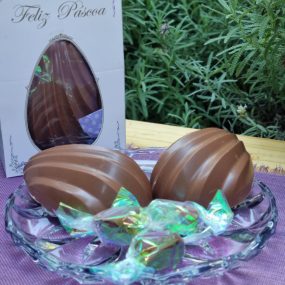 Mini ovo Twist com bombons de pão de mel
