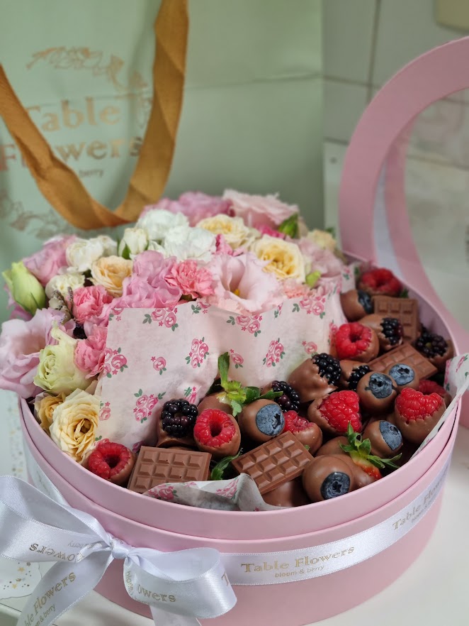 La Belle mix de flores e chocoberry - rosa